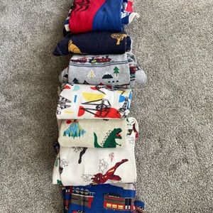 Set of 7 boys Hanna Anderson pajamas